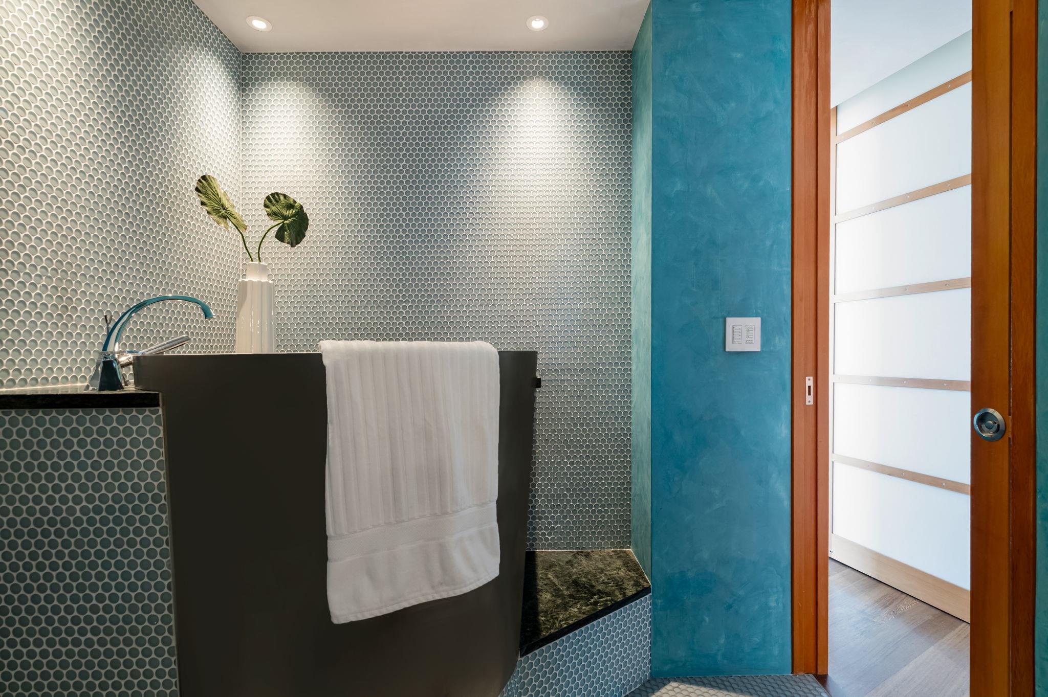 360 Nueces St # 4211, Austin, TX 78701