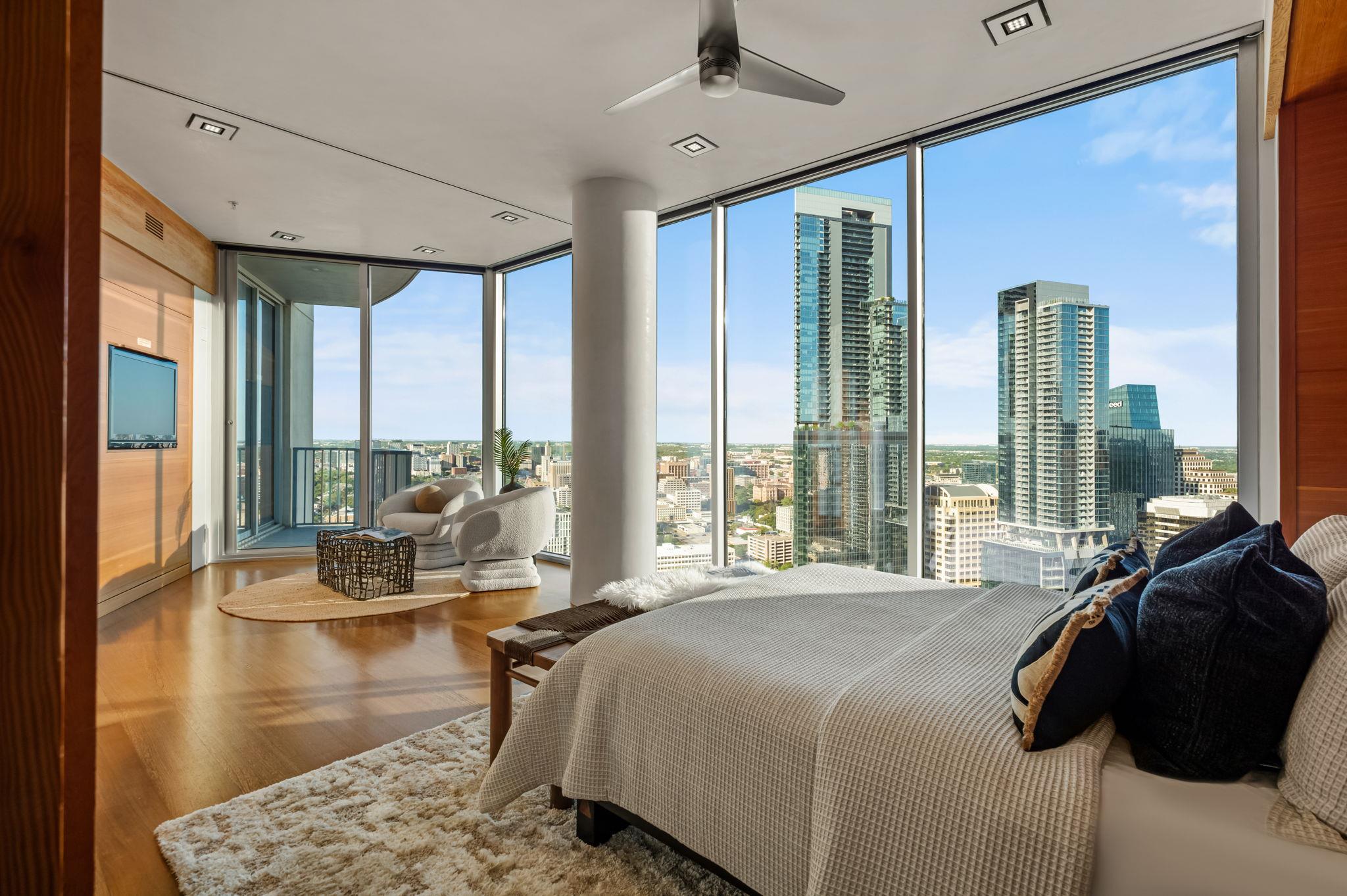 360 Nueces St # 4211, Austin, TX 78701