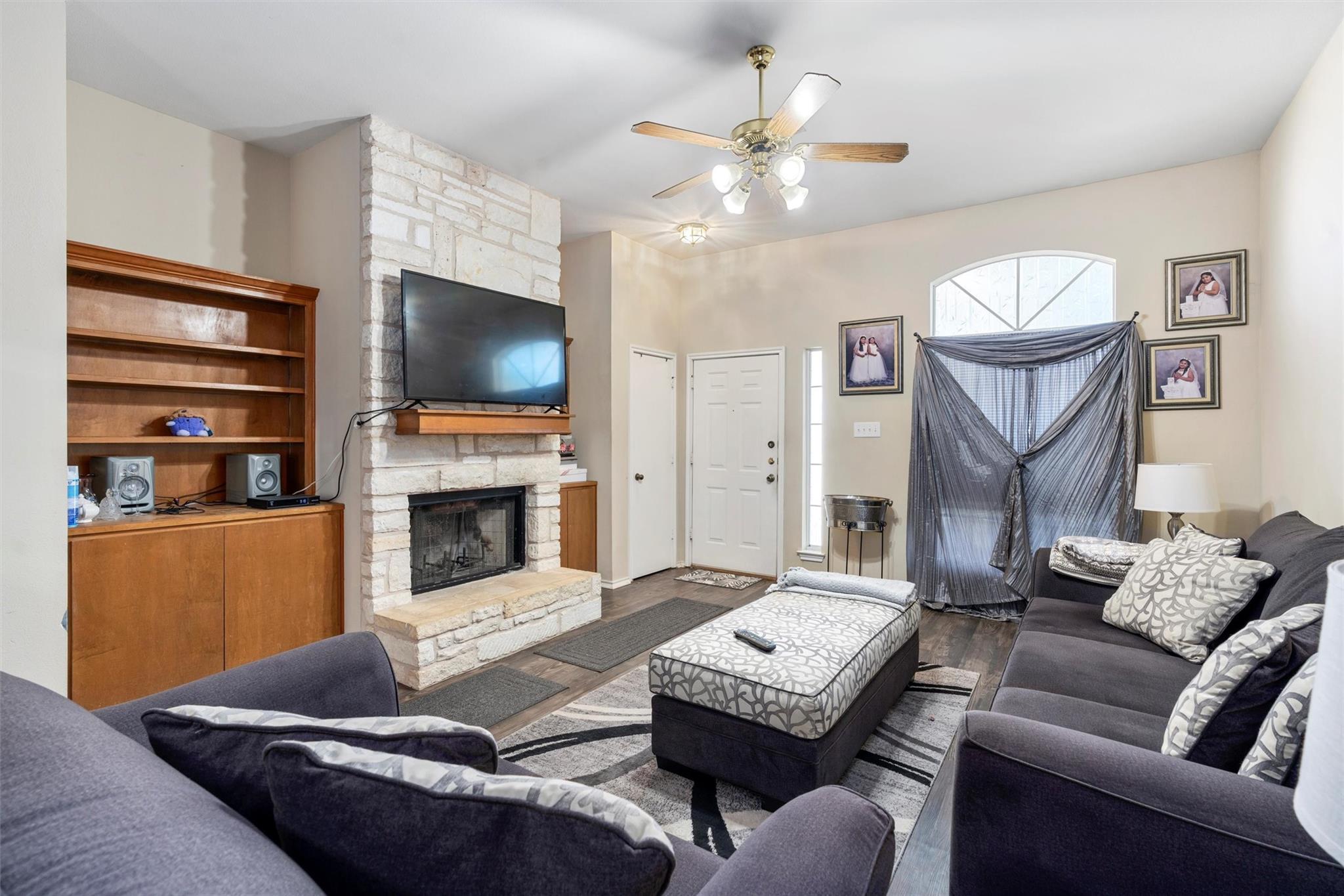 707 Broken Bow Dr, Round Rock, TX 78681