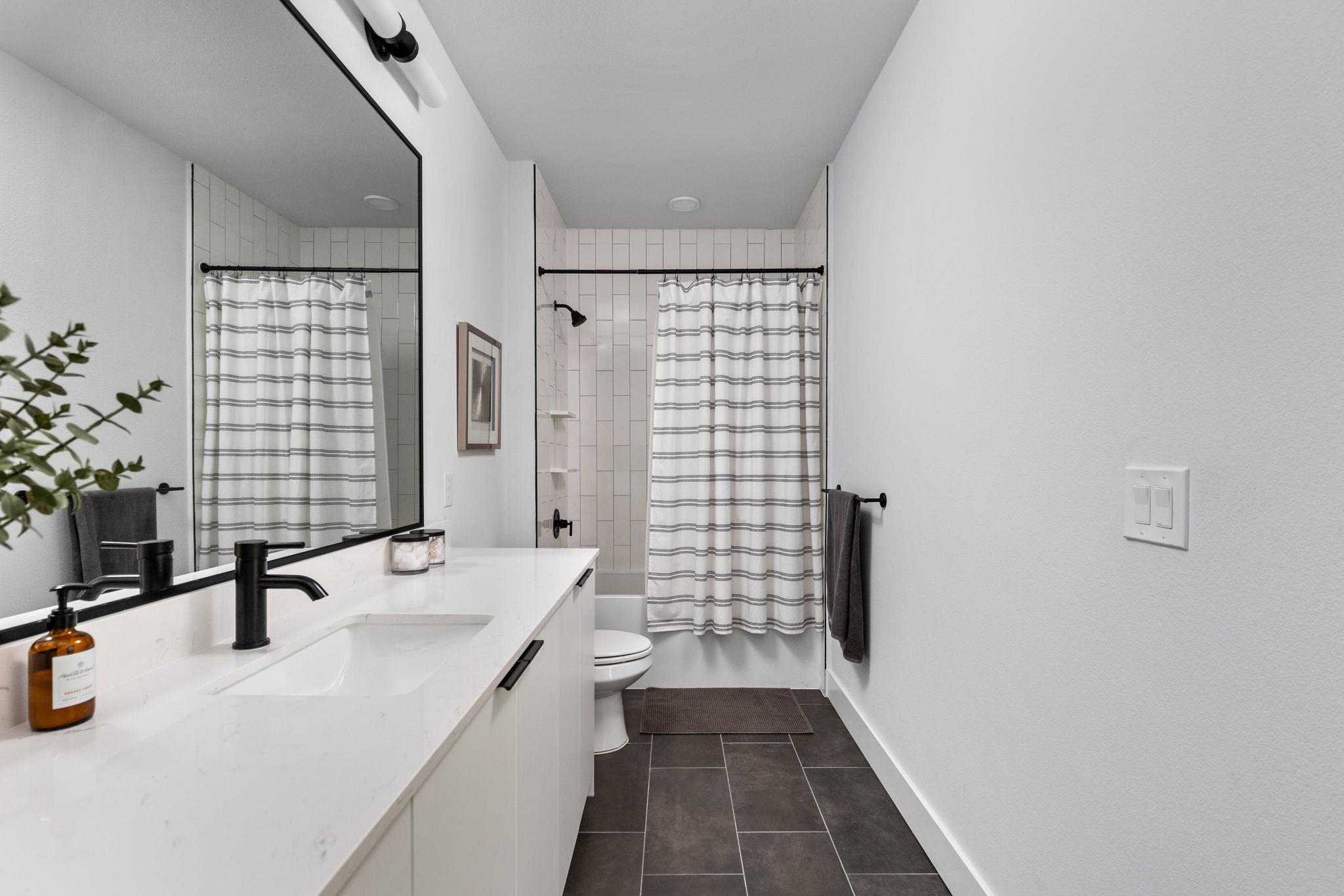 2500 Longview St # 507, Austin, TX 78705