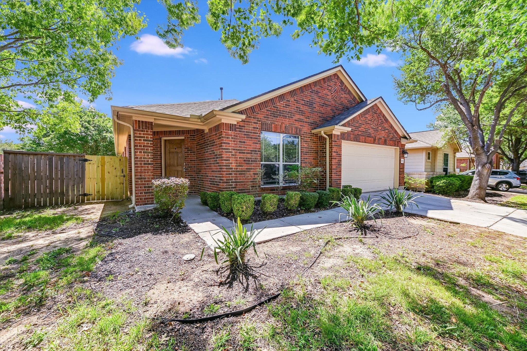 702 Bent Wood Pl, Round Rock, TX 78665