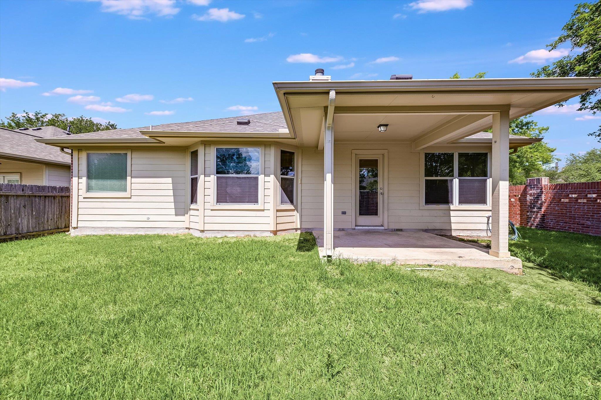 702 Bent Wood Pl, Round Rock, TX 78665