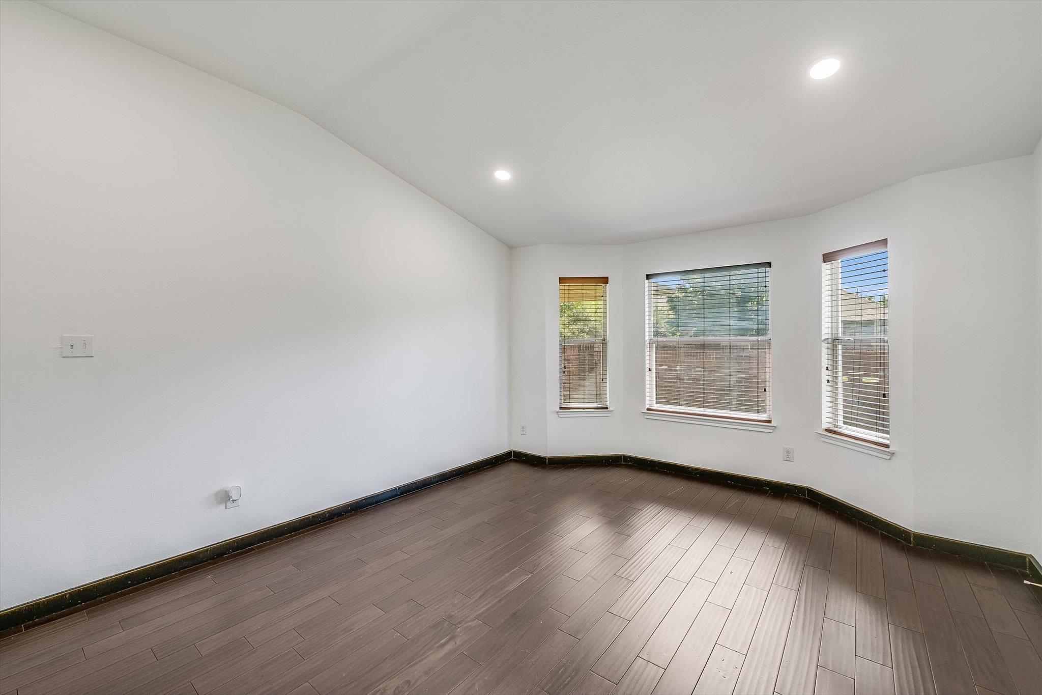 702 Bent Wood Pl, Round Rock, TX 78665