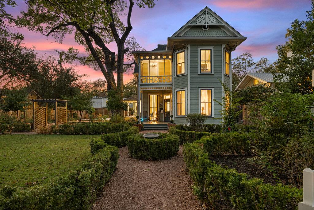 4104 Avenue F, Austin, TX 78751