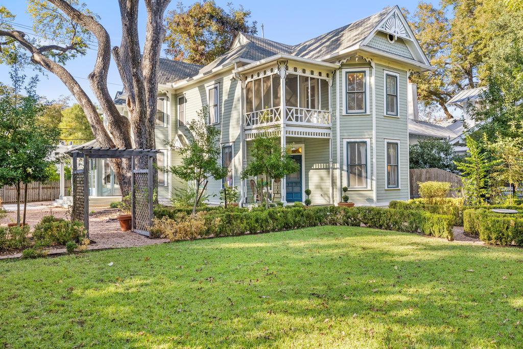 4104 Avenue F, Austin, TX 78751