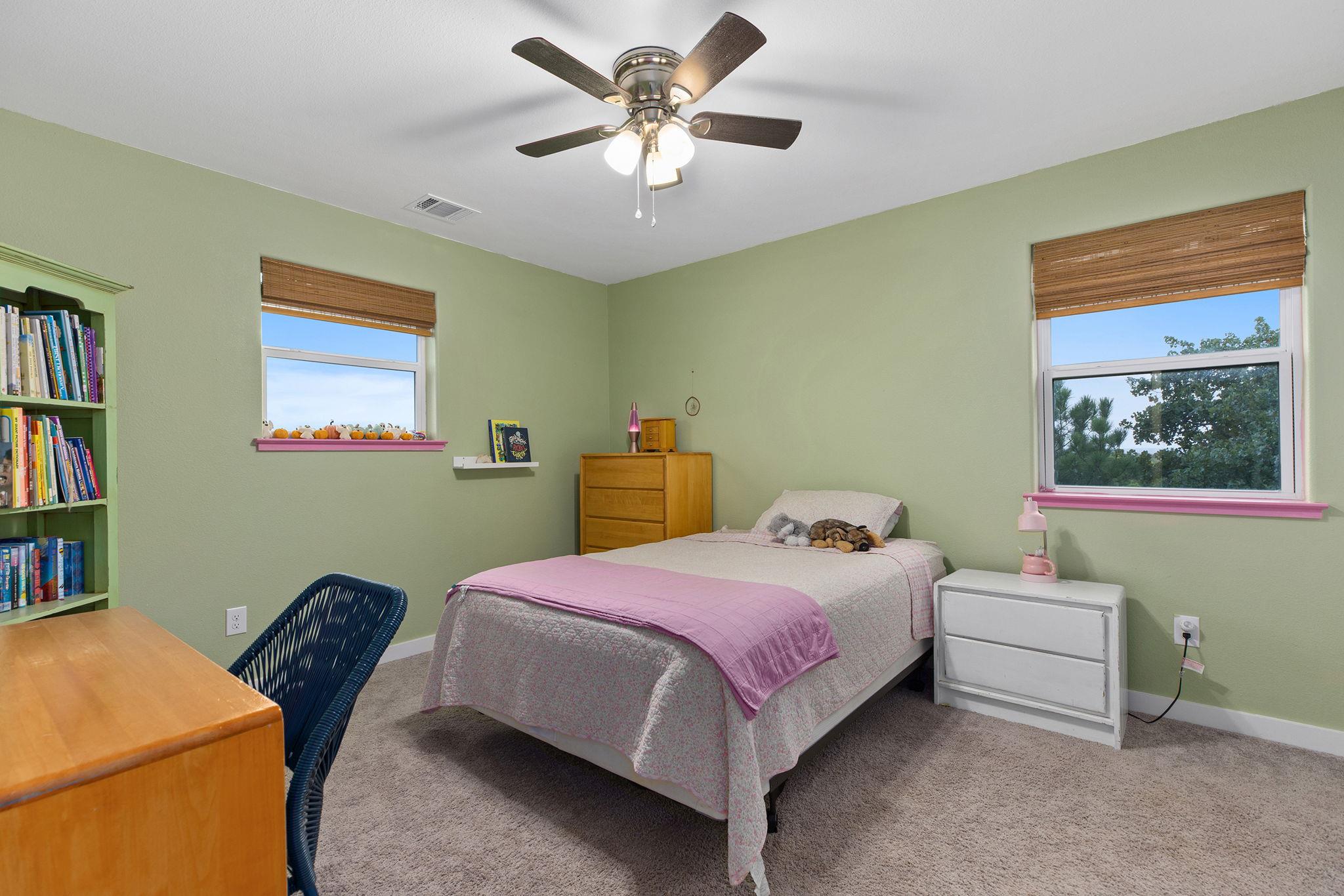 326 Tahitian Dr, Bastrop, TX 78602