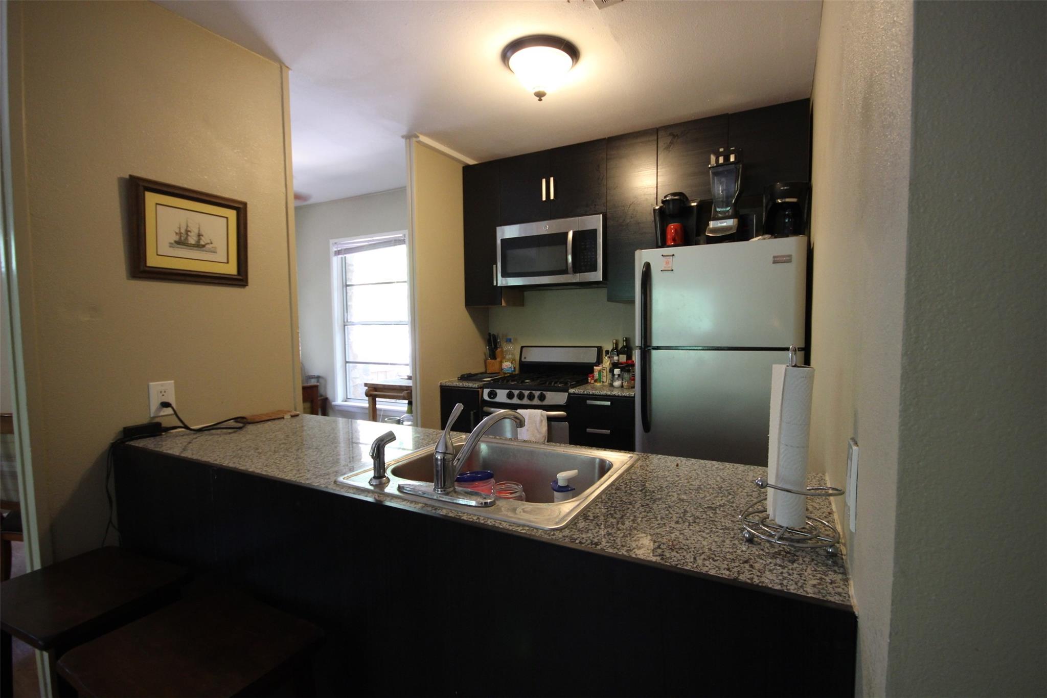 2207 W 12th St # A, Austin, TX 78703