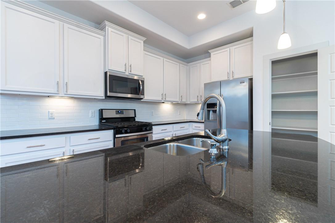 1410 Casa Dr, Austin, TX 78745