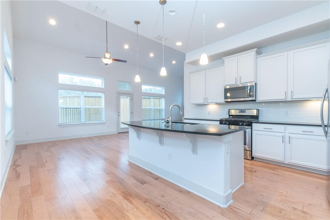 1410 Casa Dr, Austin, TX 78745