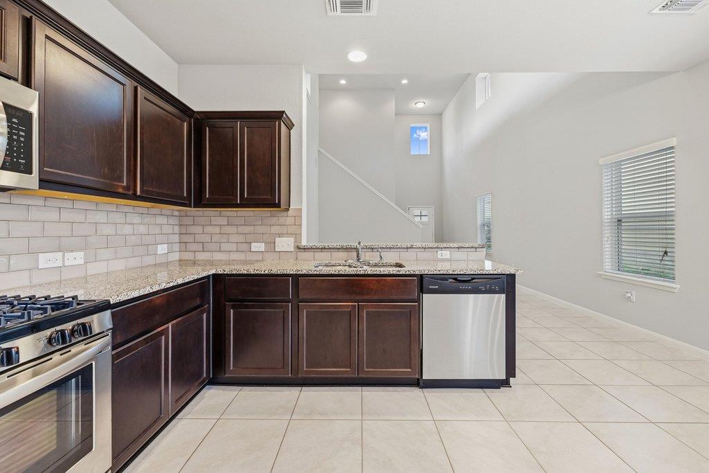 6517 Ranchito Dr, Austin, TX 78744