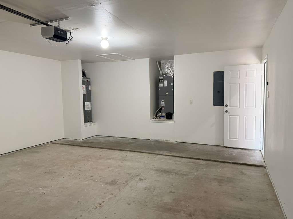 101 Soapstone Dr, Jarrell, TX 76537