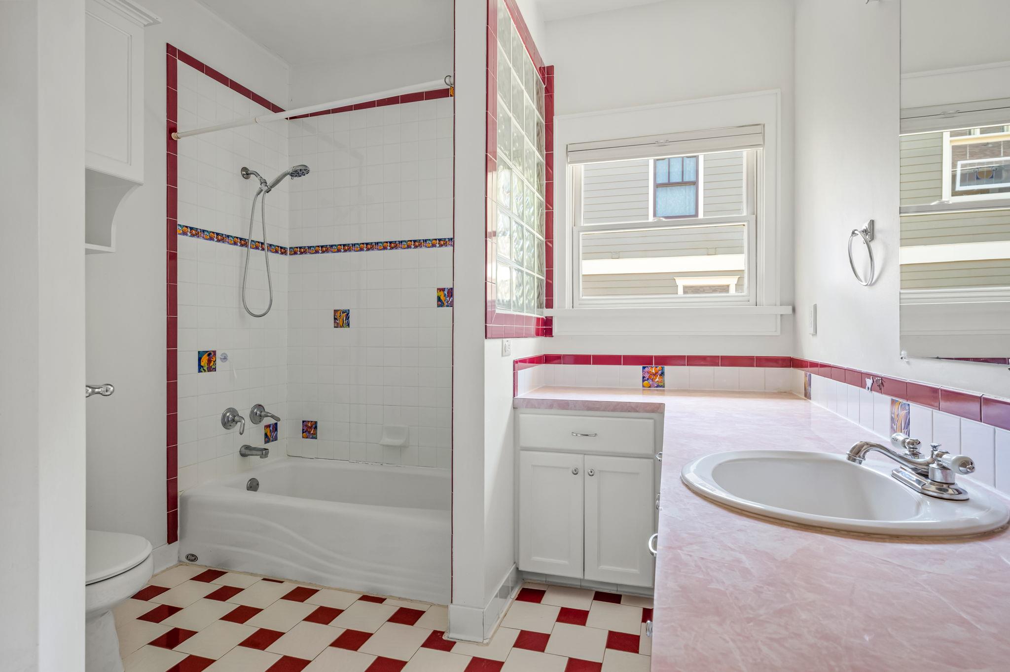 515 E 49th St, Austin, TX 78751