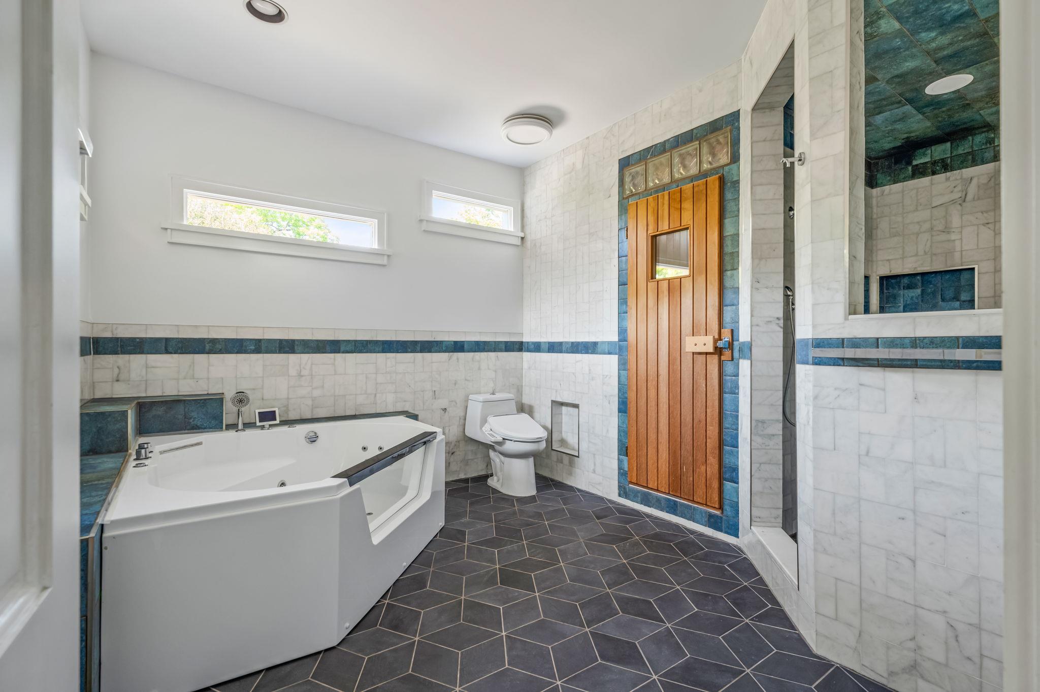 515 E 49th St, Austin, TX 78751
