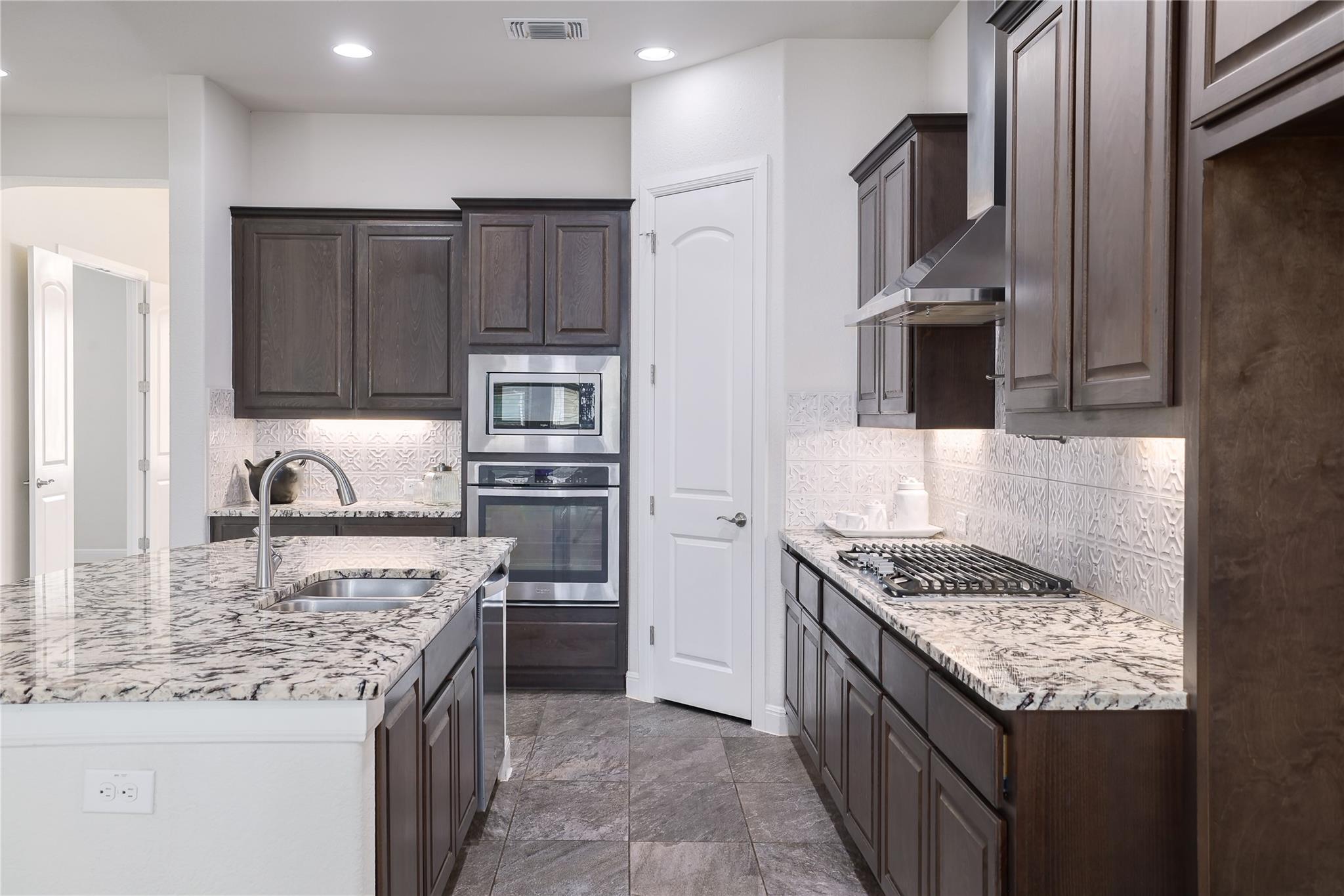 3118 MEDIA Dr, Cedar Park, TX 78641