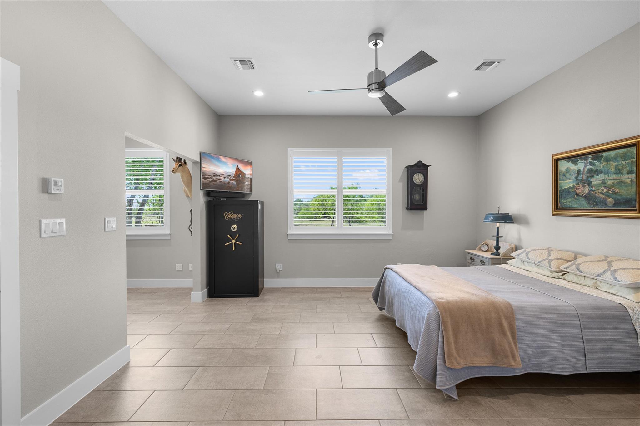 2345 Frank Rd, La Grange, TX 78945