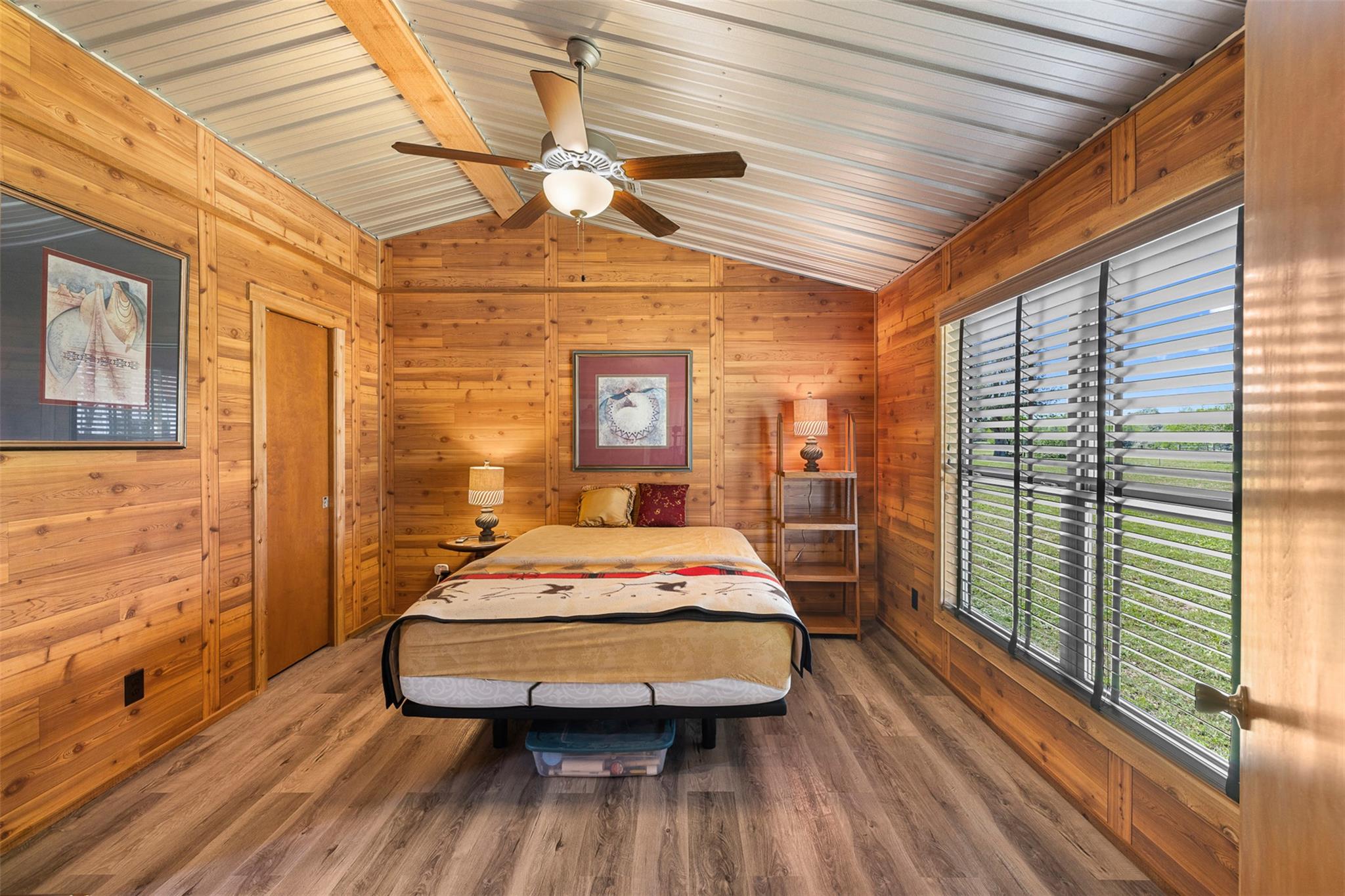 2345 Frank Rd, La Grange, TX 78945