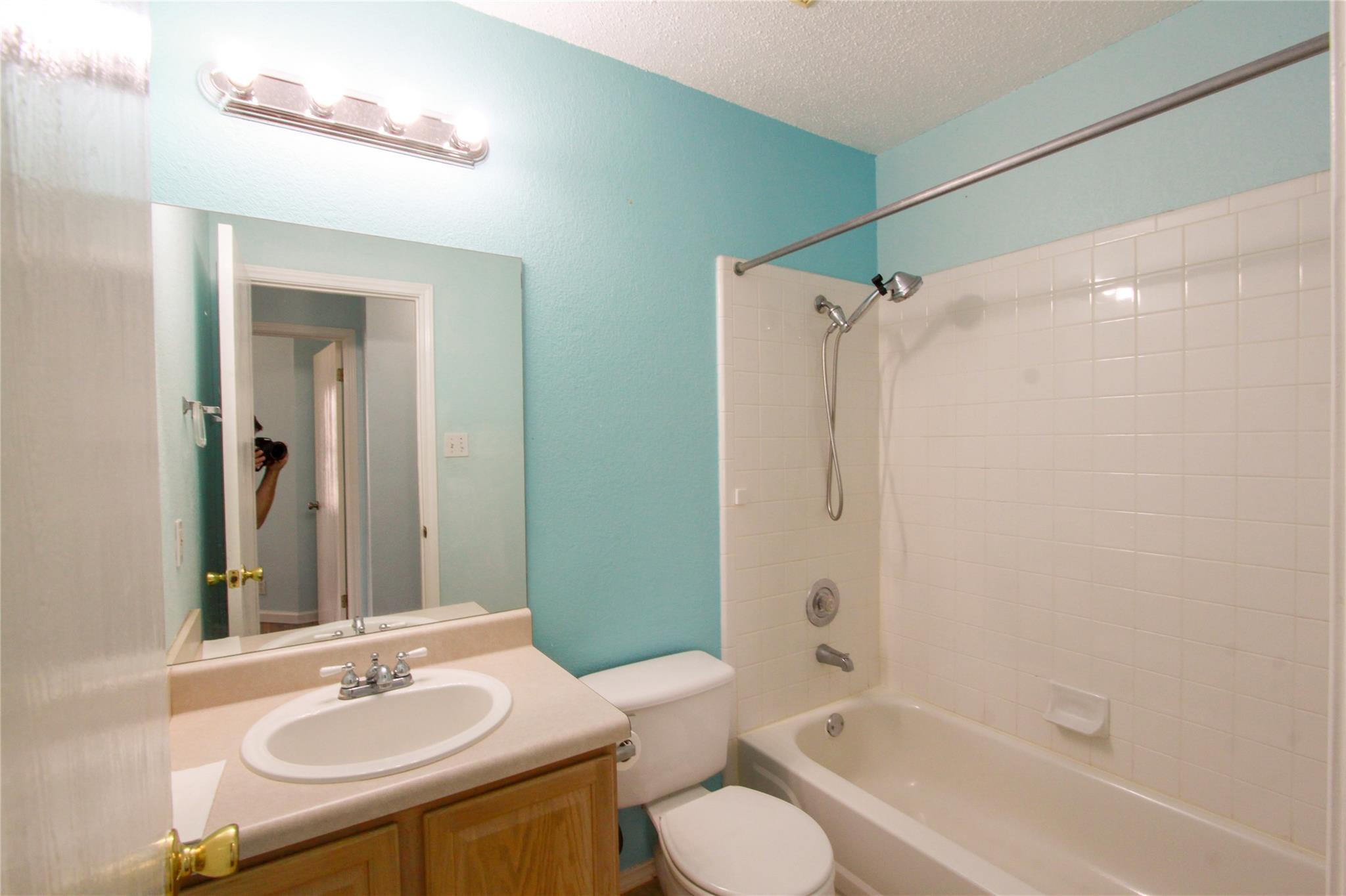 9705 DALEWOOD Dr, Austin, TX 78729