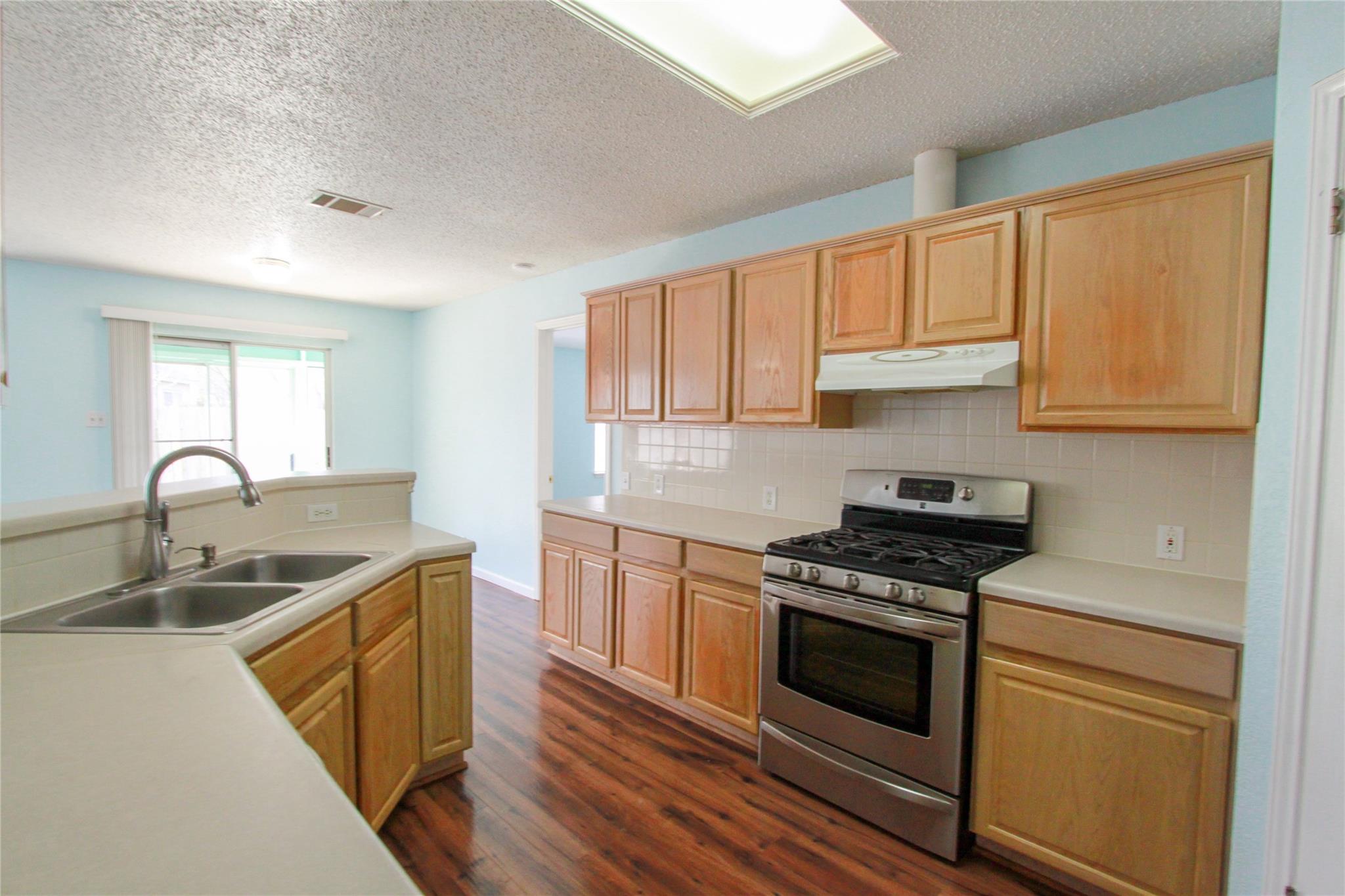 9705 DALEWOOD Dr, Austin, TX 78729