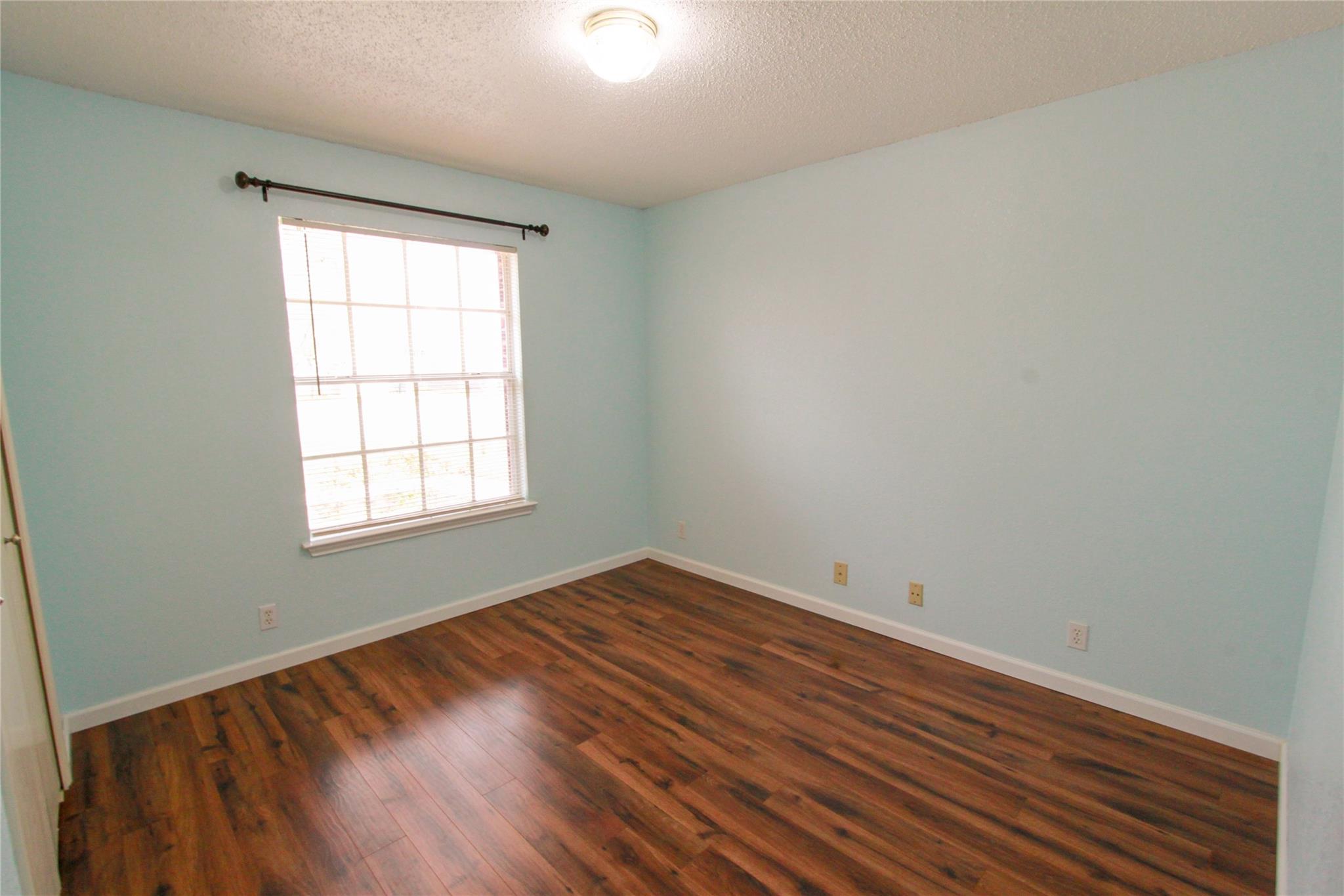 9705 DALEWOOD Dr, Austin, TX 78729