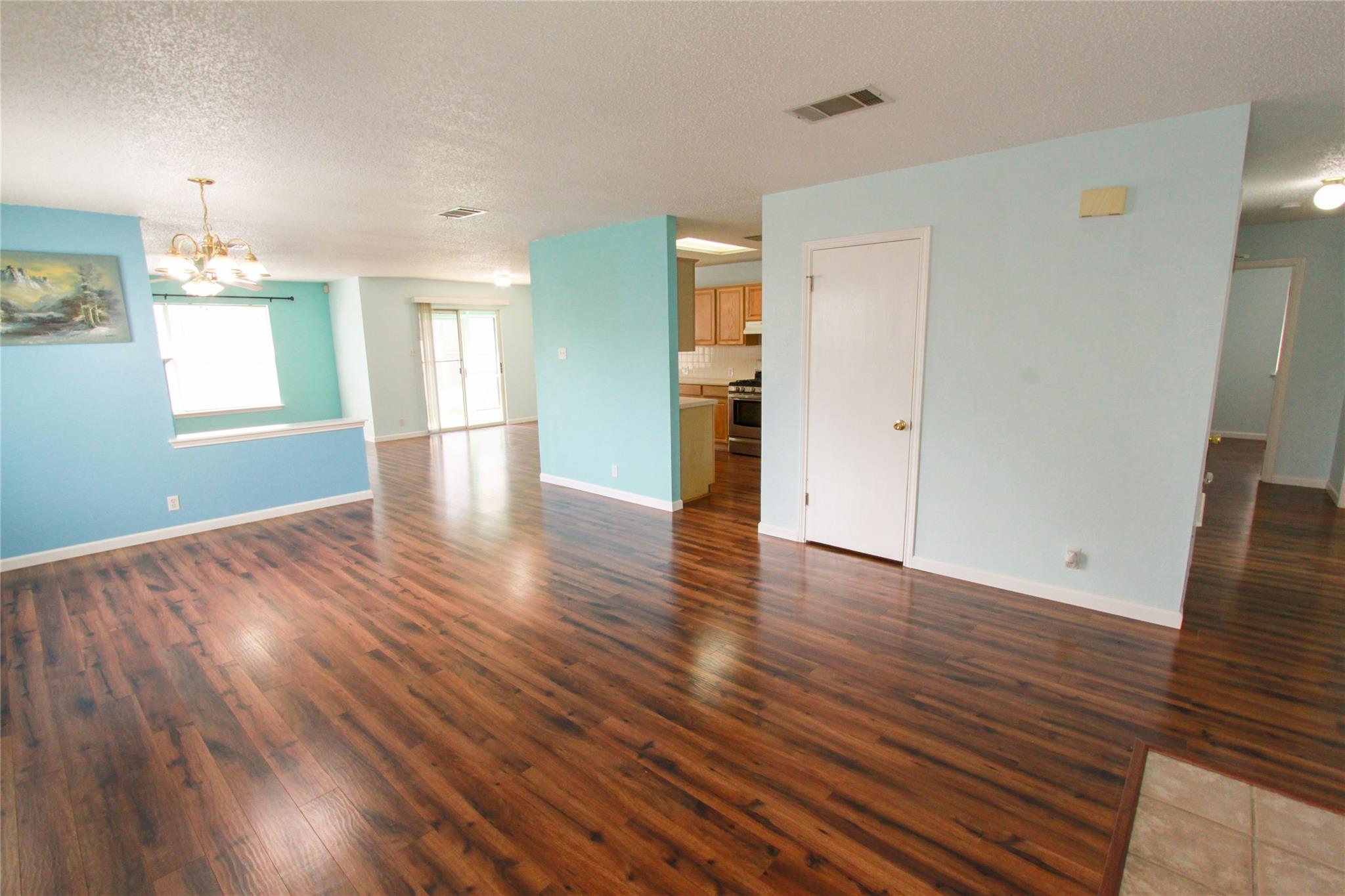 9705 DALEWOOD Dr, Austin, TX 78729