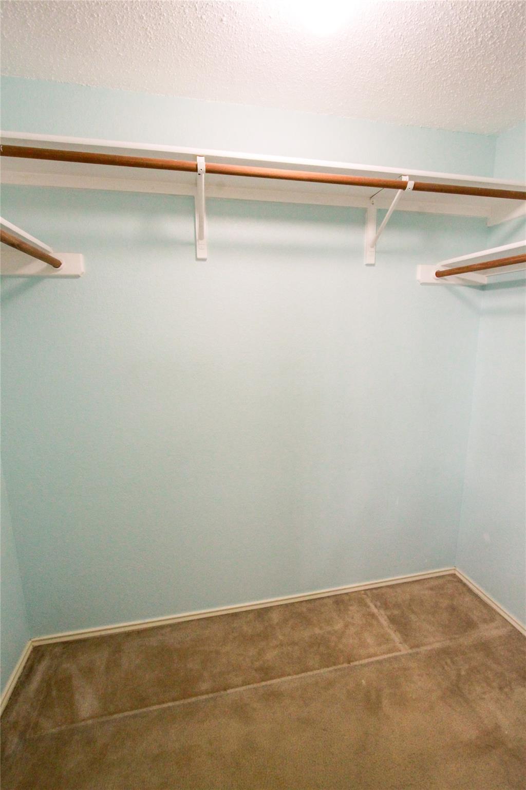 9705 DALEWOOD Dr, Austin, TX 78729