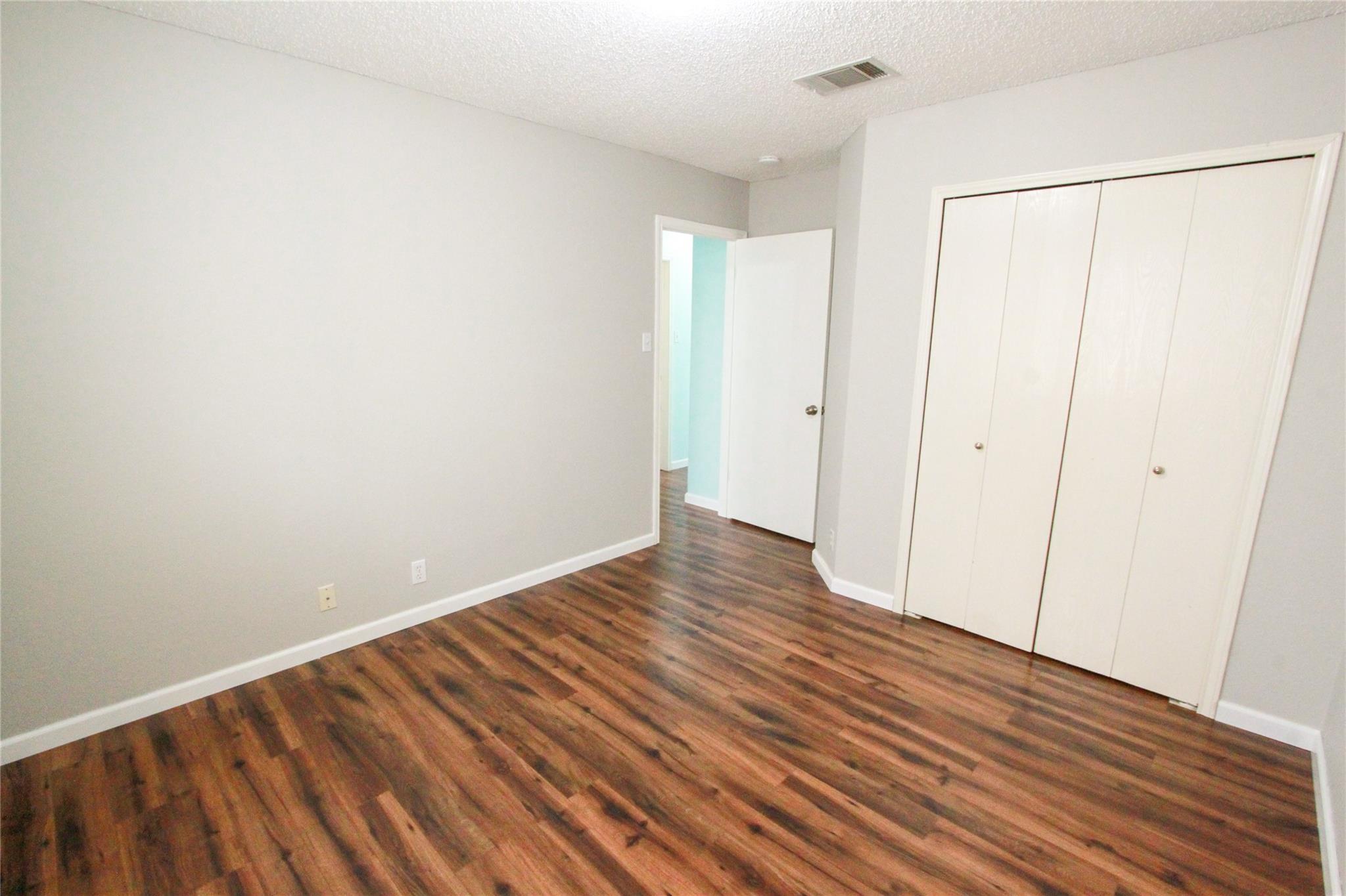 9705 DALEWOOD Dr, Austin, TX 78729