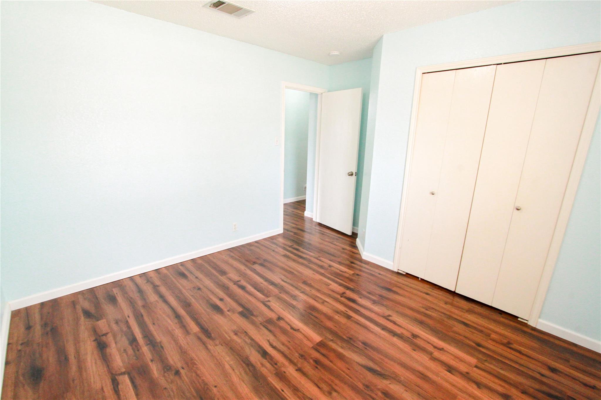 9705 DALEWOOD Dr, Austin, TX 78729