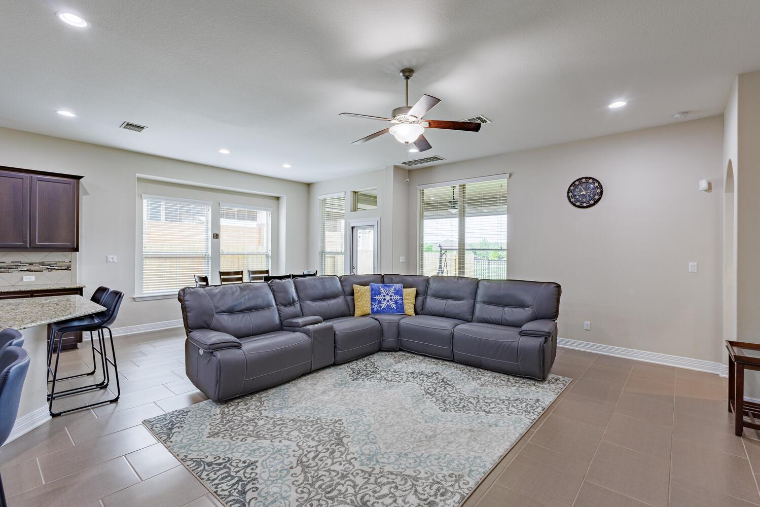 216 Blue Waterleaf Ln, Georgetown, TX 78626