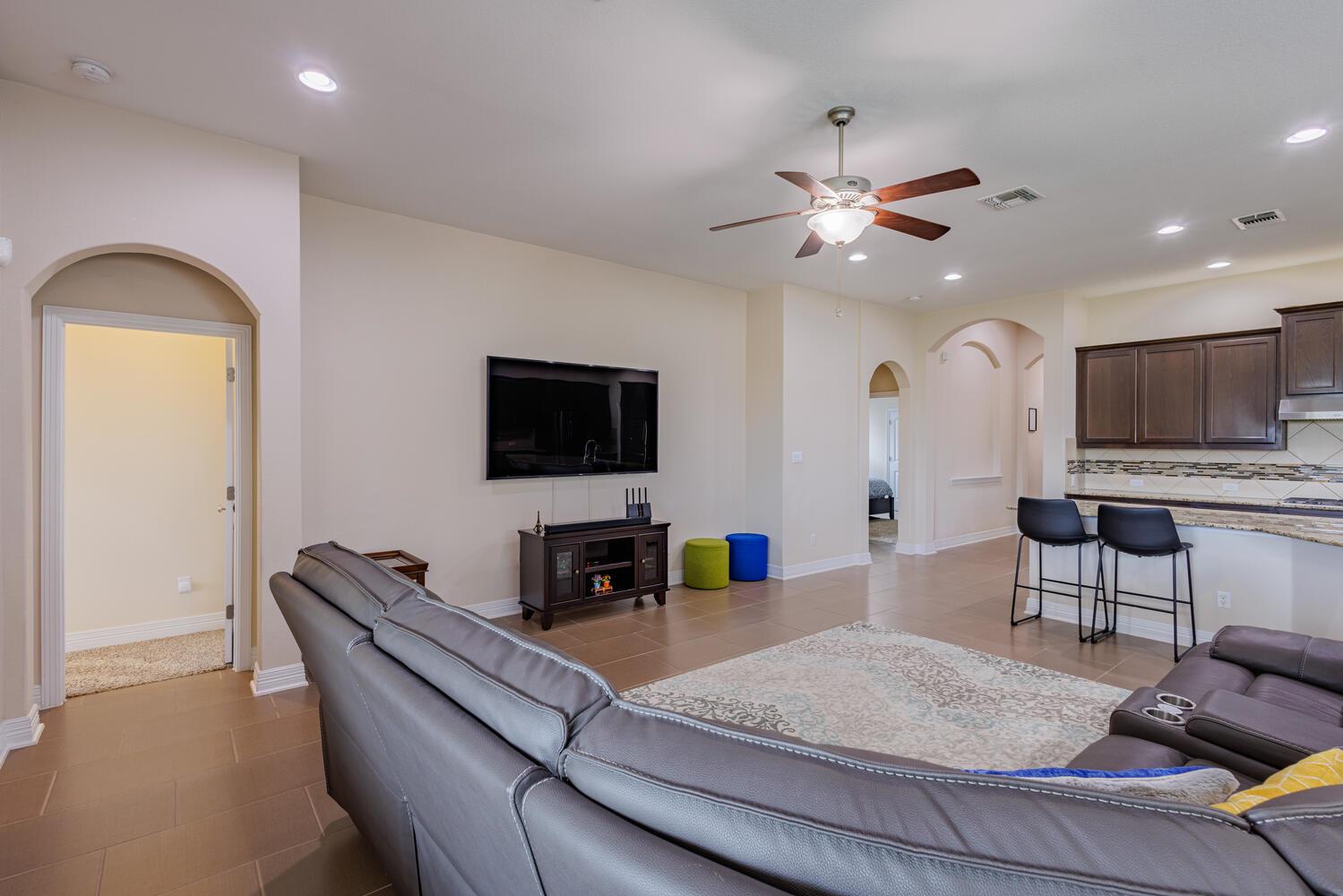 216 Blue Waterleaf Ln, Georgetown, TX 78626