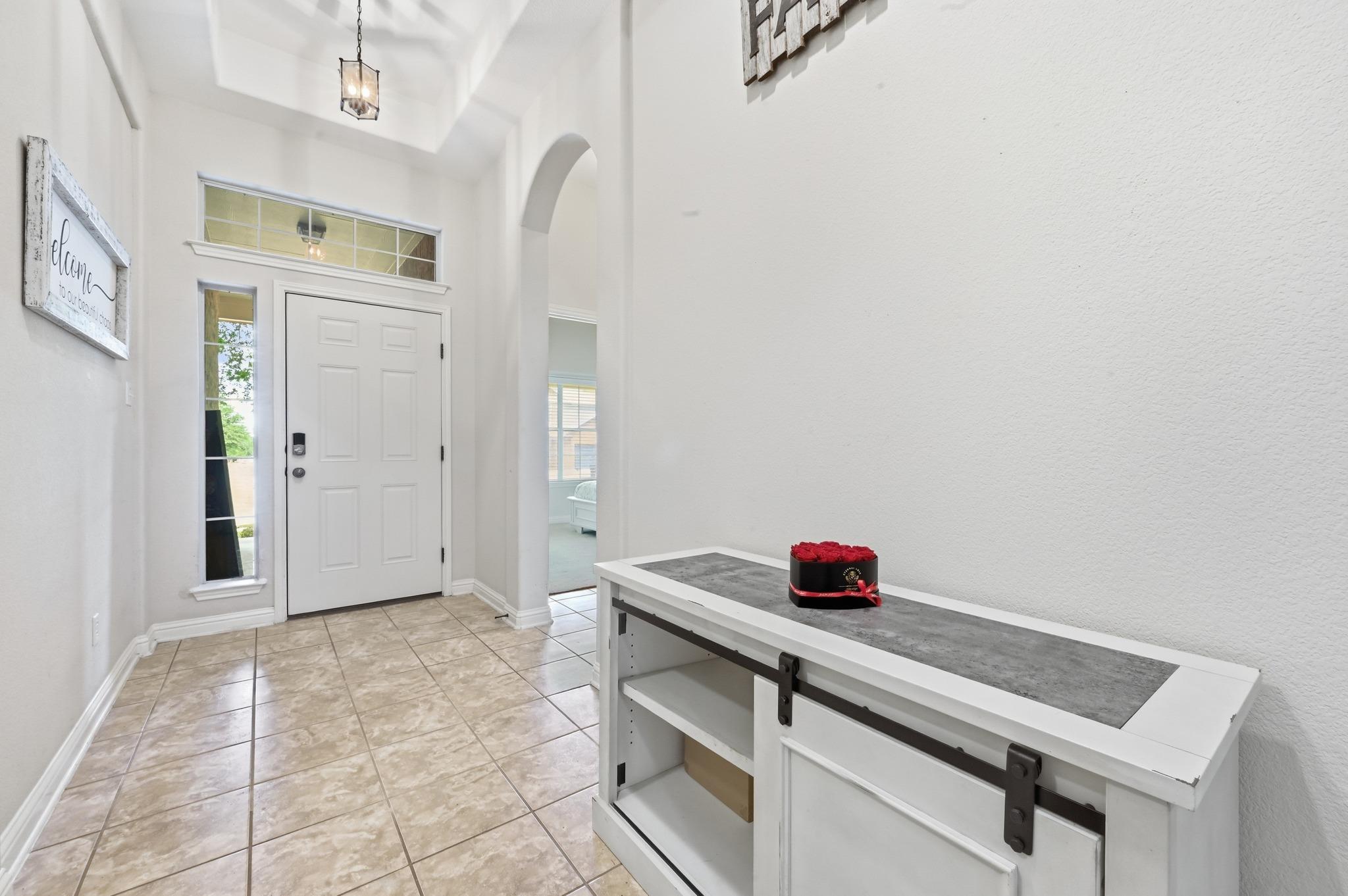 510 Middle Crk, Buda, TX 78610