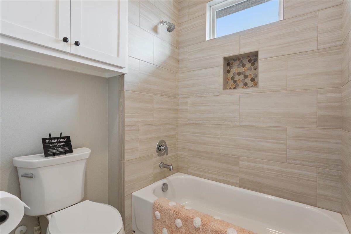 205 Ow Lowrey Dr, Salado, TX 76571