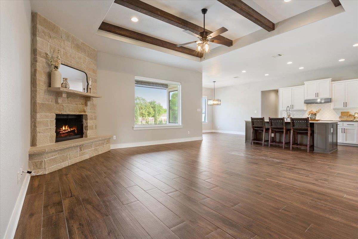 205 Ow Lowrey Dr, Salado, TX 76571