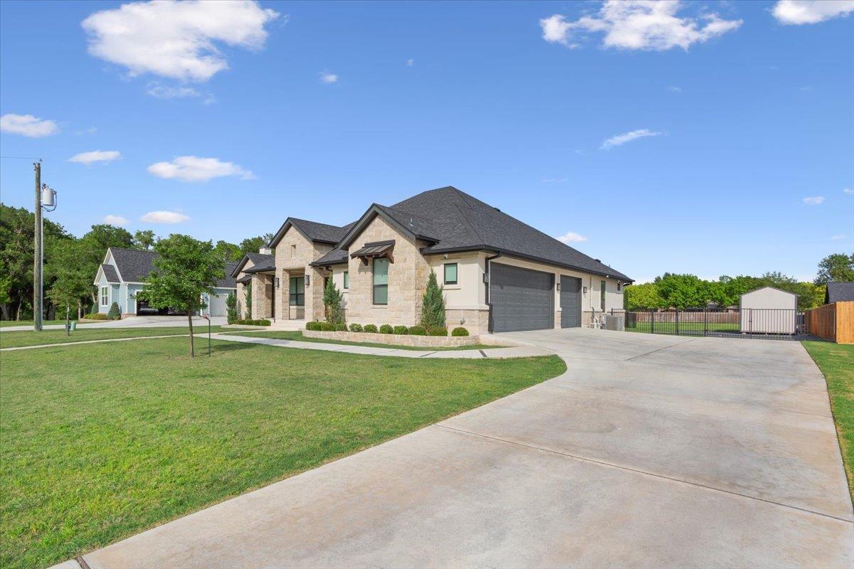205 Ow Lowrey Dr, Salado, TX 76571