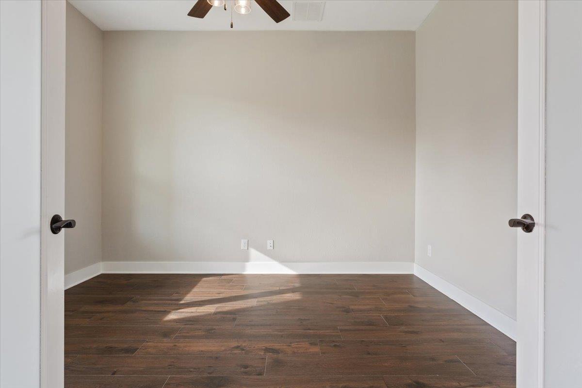 205 Ow Lowrey Dr, Salado, TX 76571