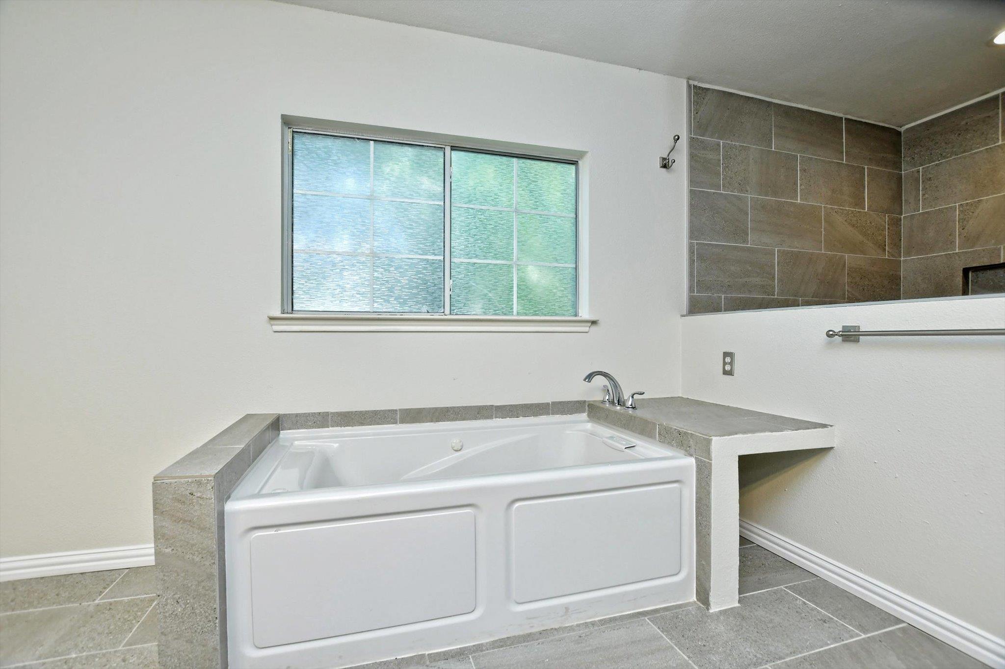 2015 Marysol Trl, Cedar Park, TX 78613
