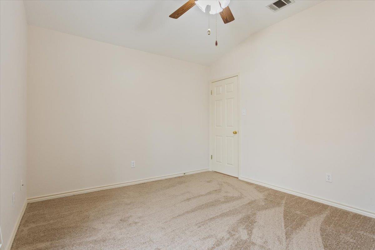 2601 Grist Ln, Cedar Park, TX 78613