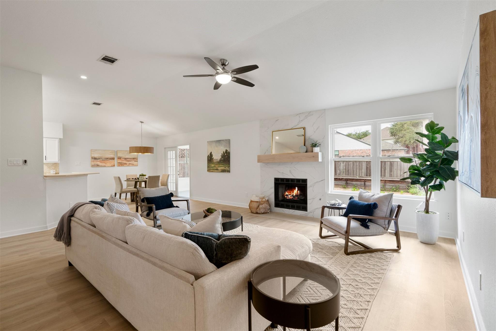 8104 Doe Meadow Dr, Austin, TX 78749