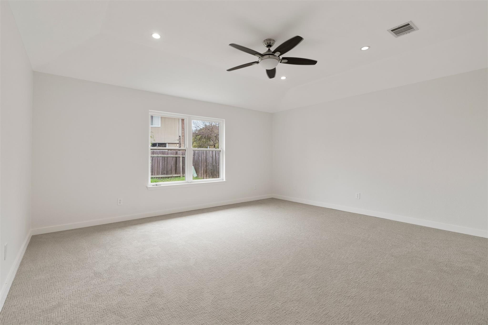 8104 Doe Meadow Dr, Austin, TX 78749