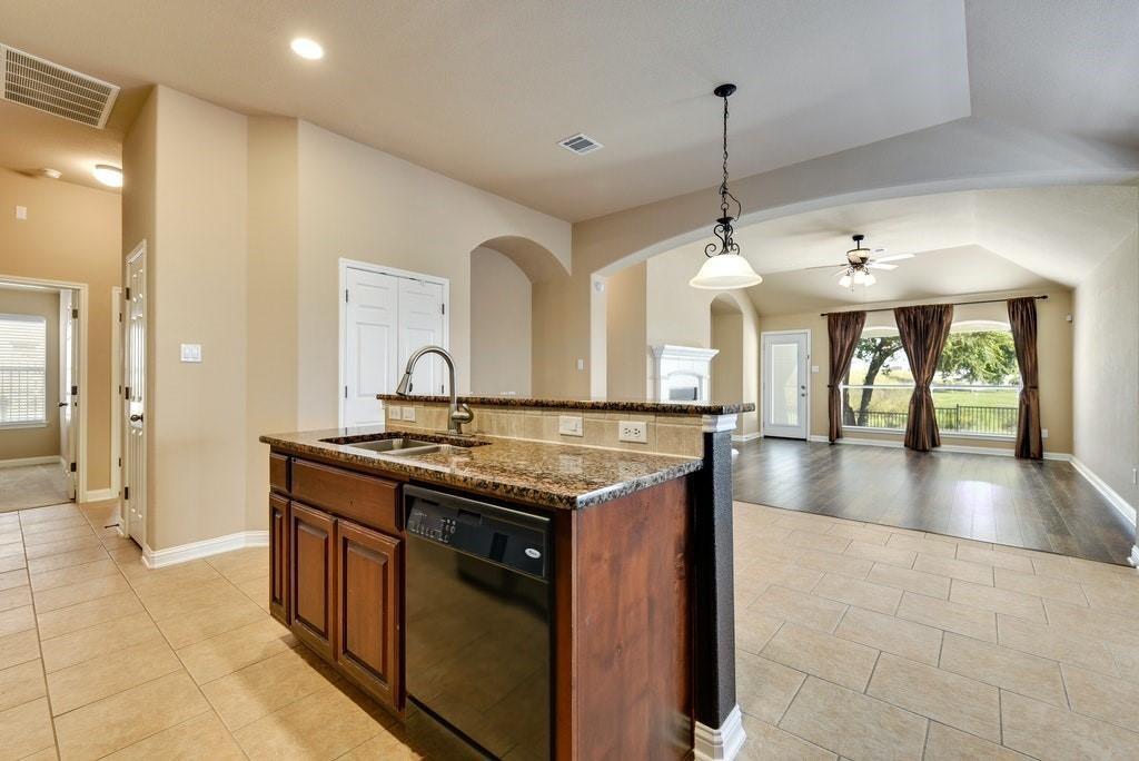 1614 Hidden Springs Path, Round Rock, TX 78665