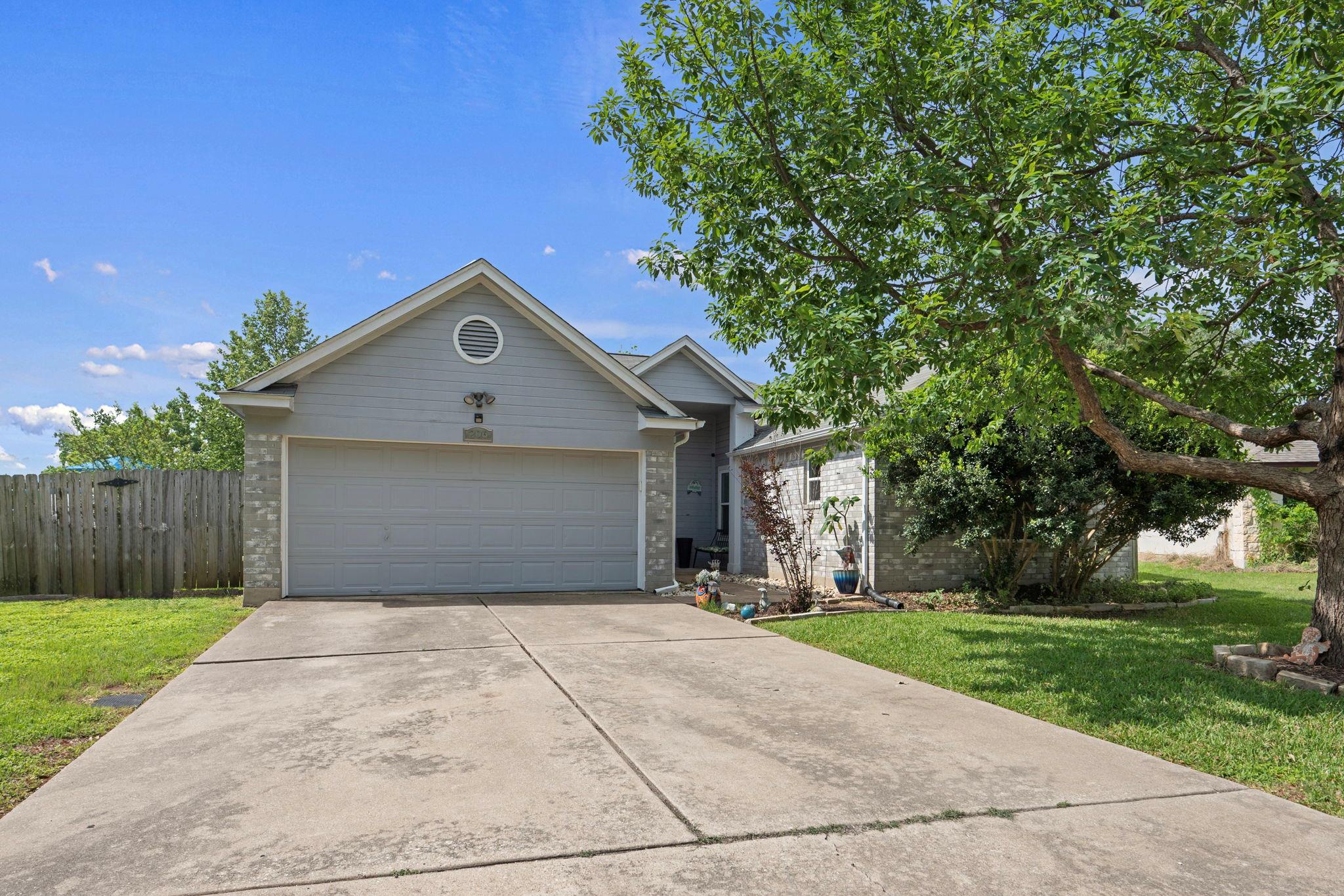 206 Evergreen Cir, Georgetown, TX 78626