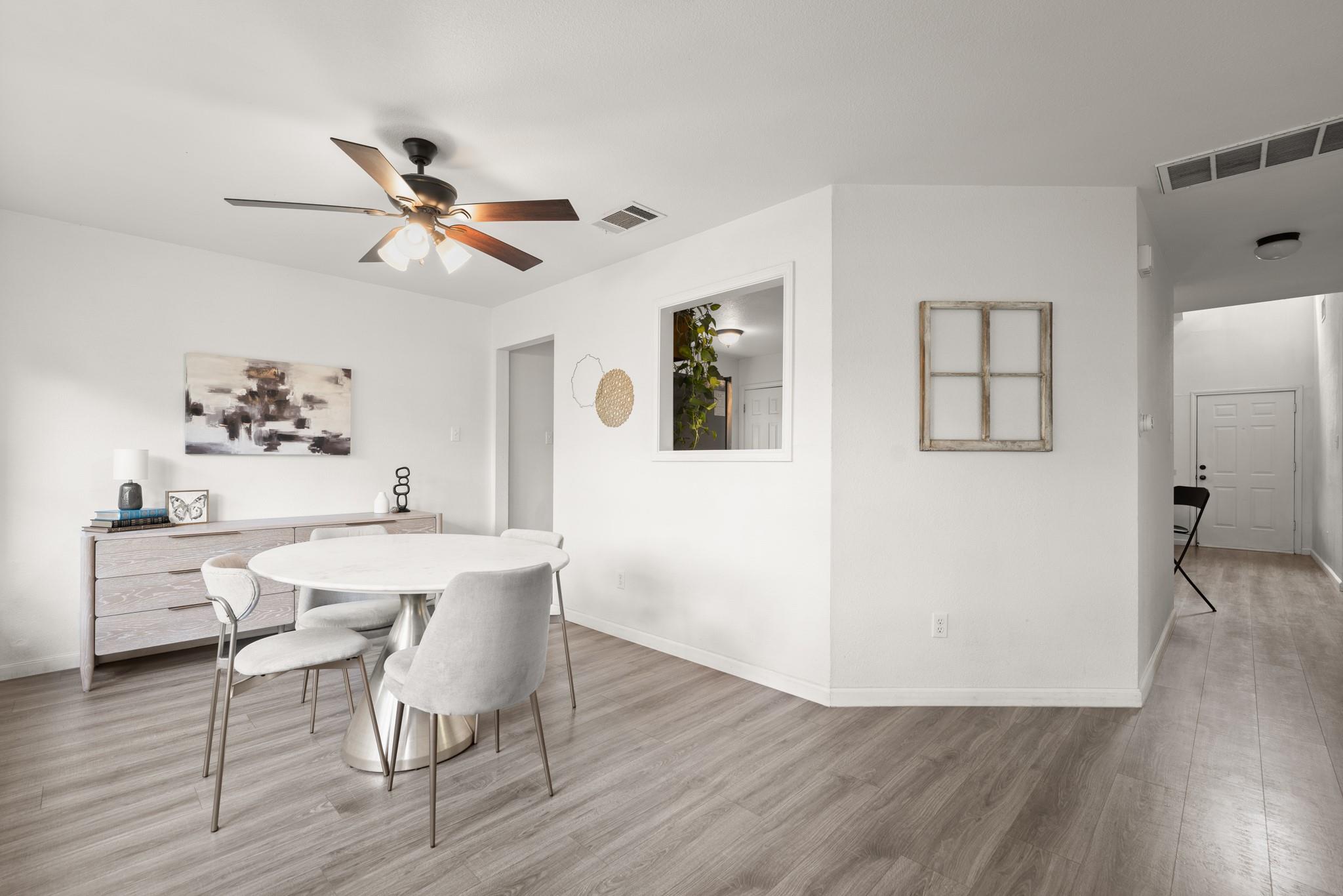 1812 Sylvia Ln, Round Rock, TX 78681
