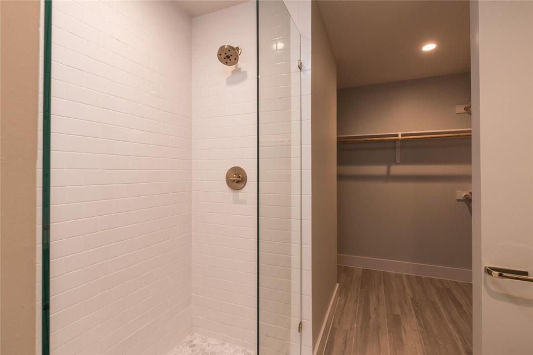 505 W 7th St # 103, Austin, TX 78701