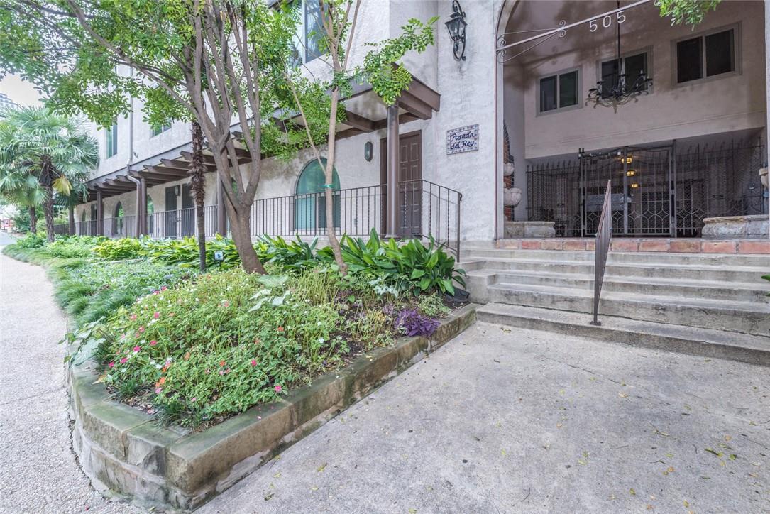 505 W 7th St # 103, Austin, TX 78701