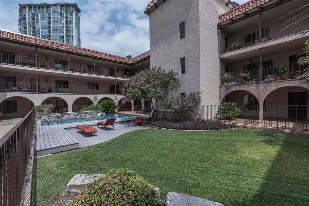 505 W 7th St # 103, Austin, TX 78701