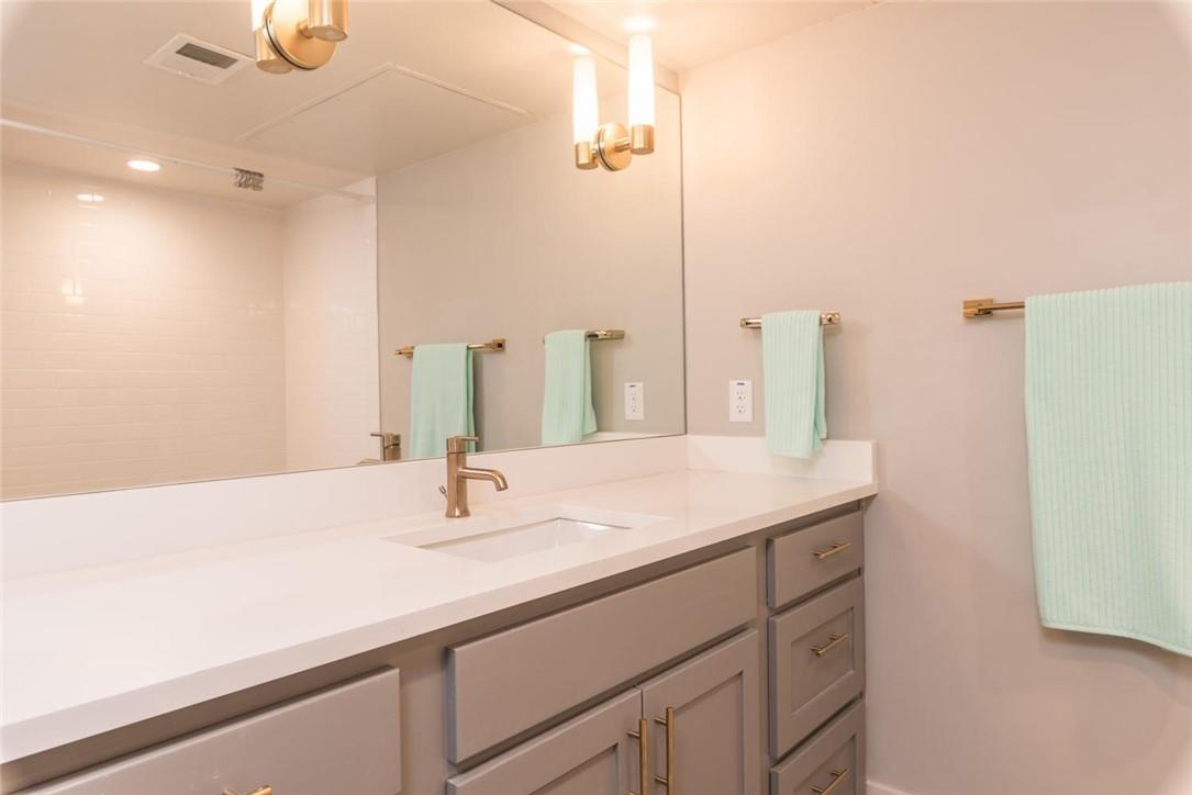 505 W 7th St # 103, Austin, TX 78701