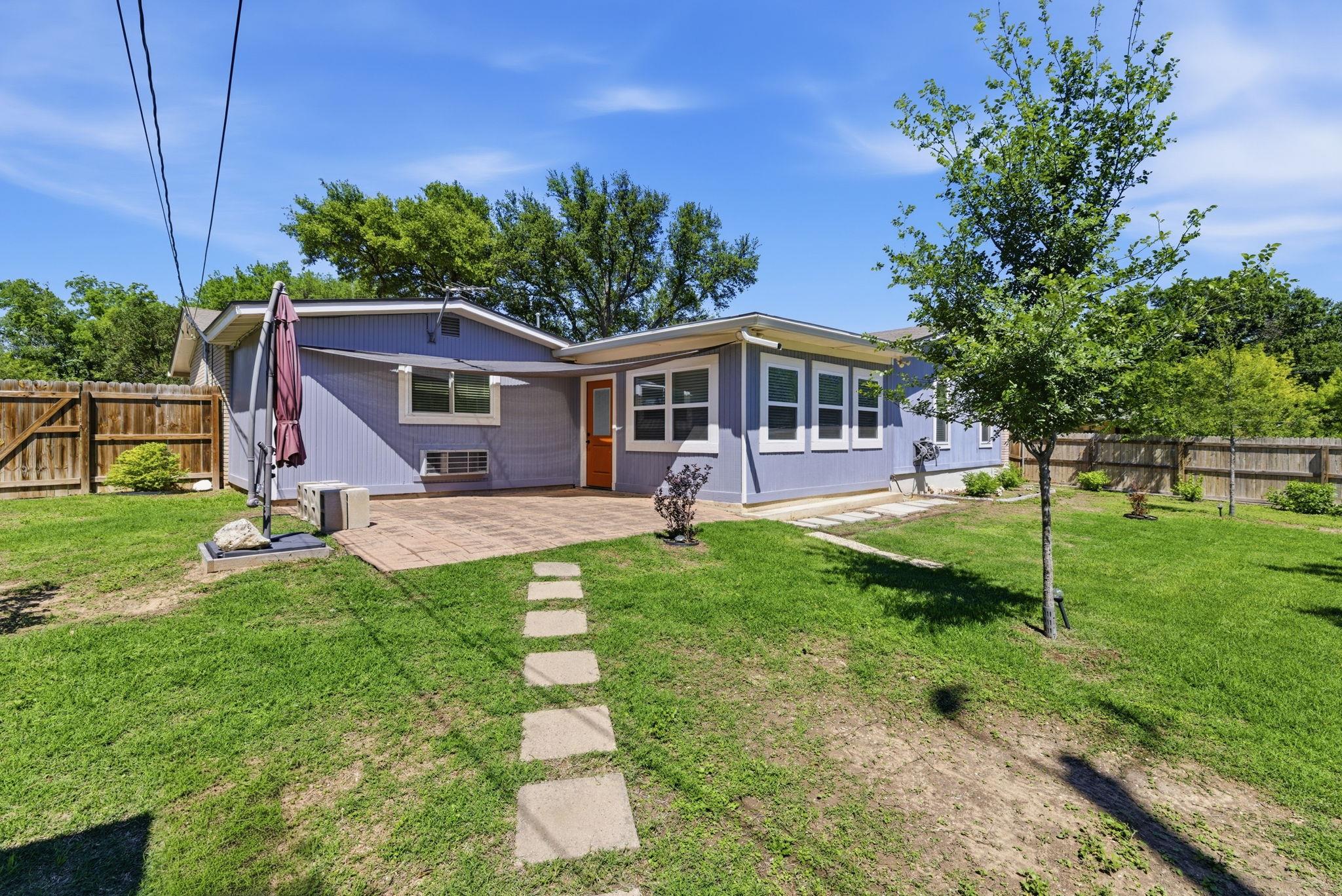 222 Sonata Dr, San Antonio, TX 78216