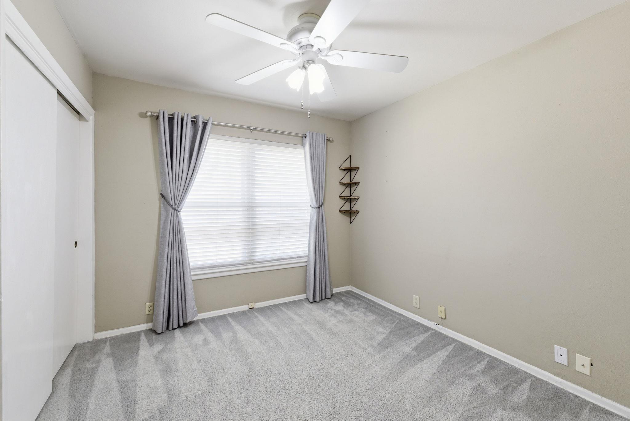 222 Sonata Dr, San Antonio, TX 78216