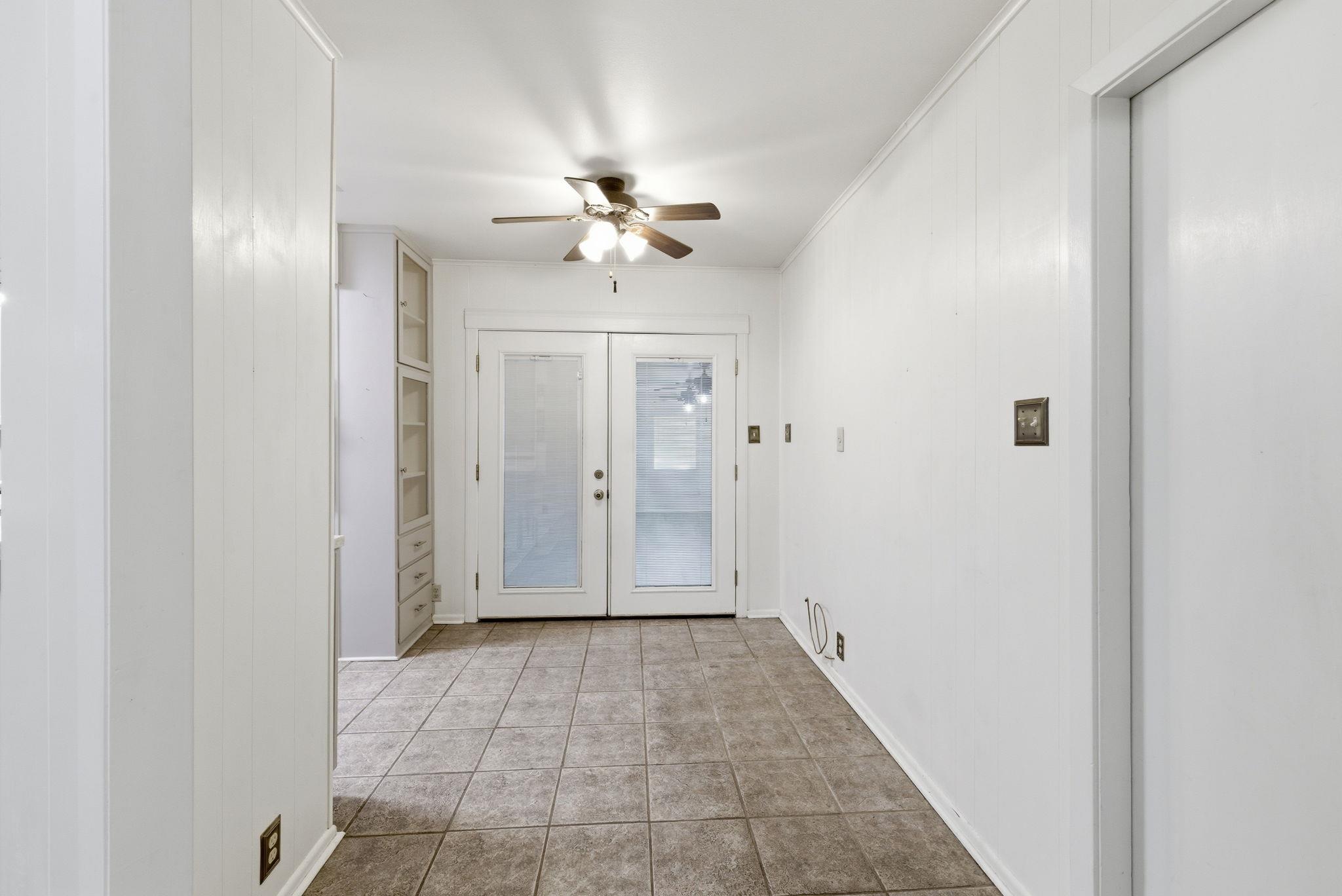 222 Sonata Dr, San Antonio, TX 78216