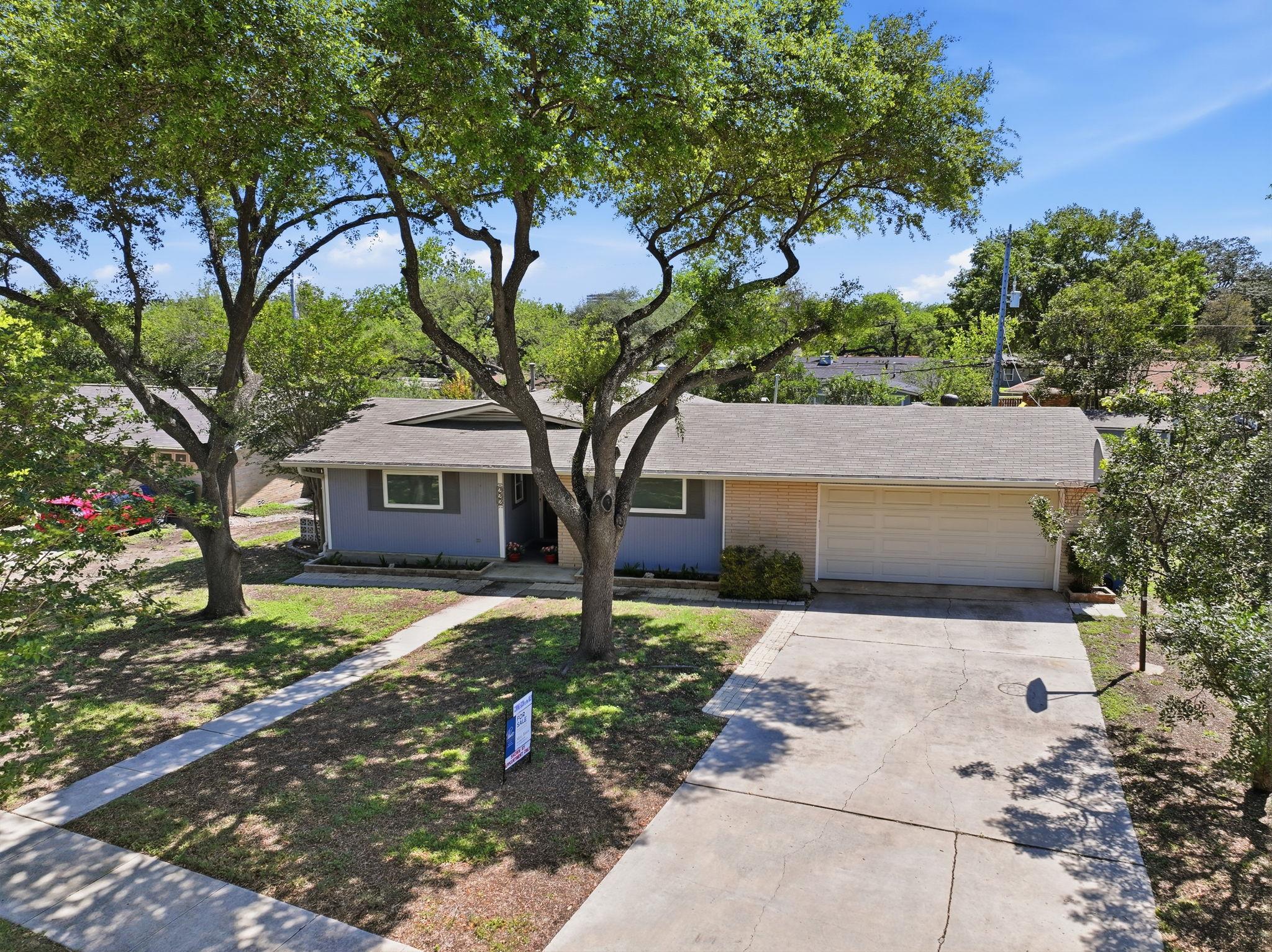 222 Sonata Dr, San Antonio, TX 78216
