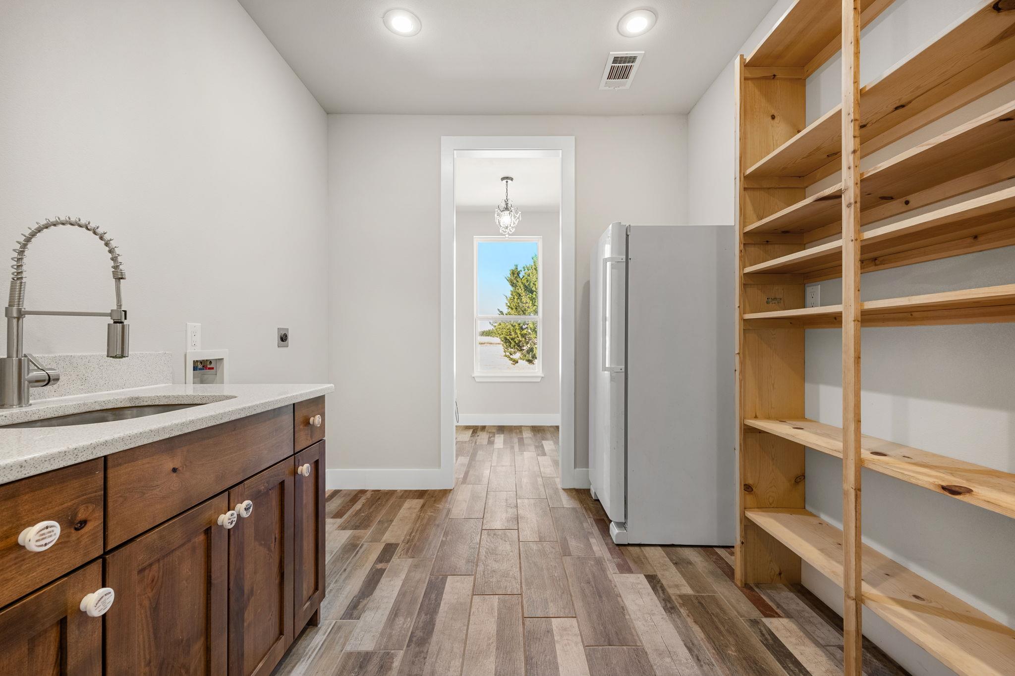 5777 County Road 236 Rd, Liberty Hill, TX 78642